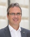 Dr. Peter Riedler